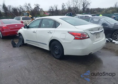 2015 Nissan Altima 2.5 S from USA, damaged, VIN 1N4AL3AP5FC203648